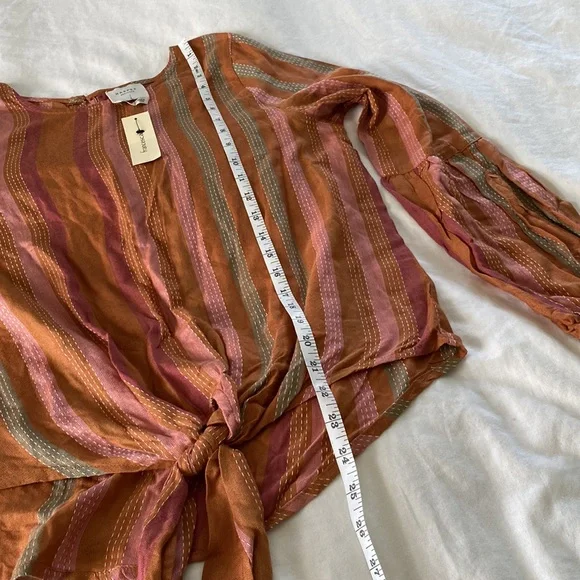 Harper Heritage Francesca’s Collections Striped Tie Front Long Sleeve Top Size M - Picture 8 of 10